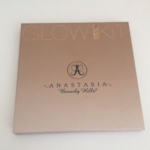 ABH glow kit in sun dipped